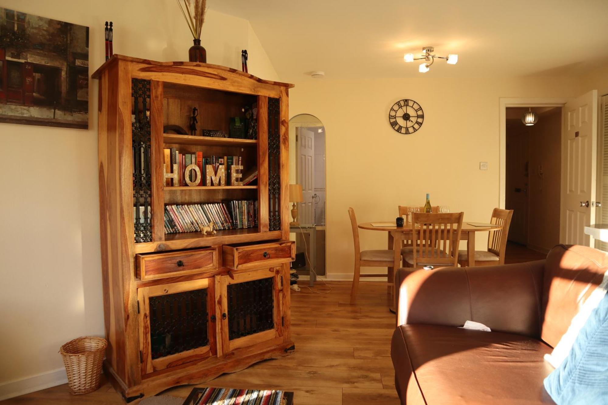3 Bedrooms Flat In Central Edinburgh Old Town Sleeps 6 Edimburgo Exterior foto
