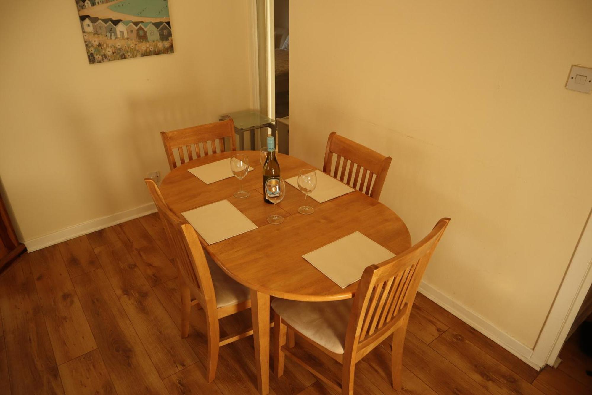3 Bedrooms Flat In Central Edinburgh Old Town Sleeps 6 Edimburgo Exterior foto