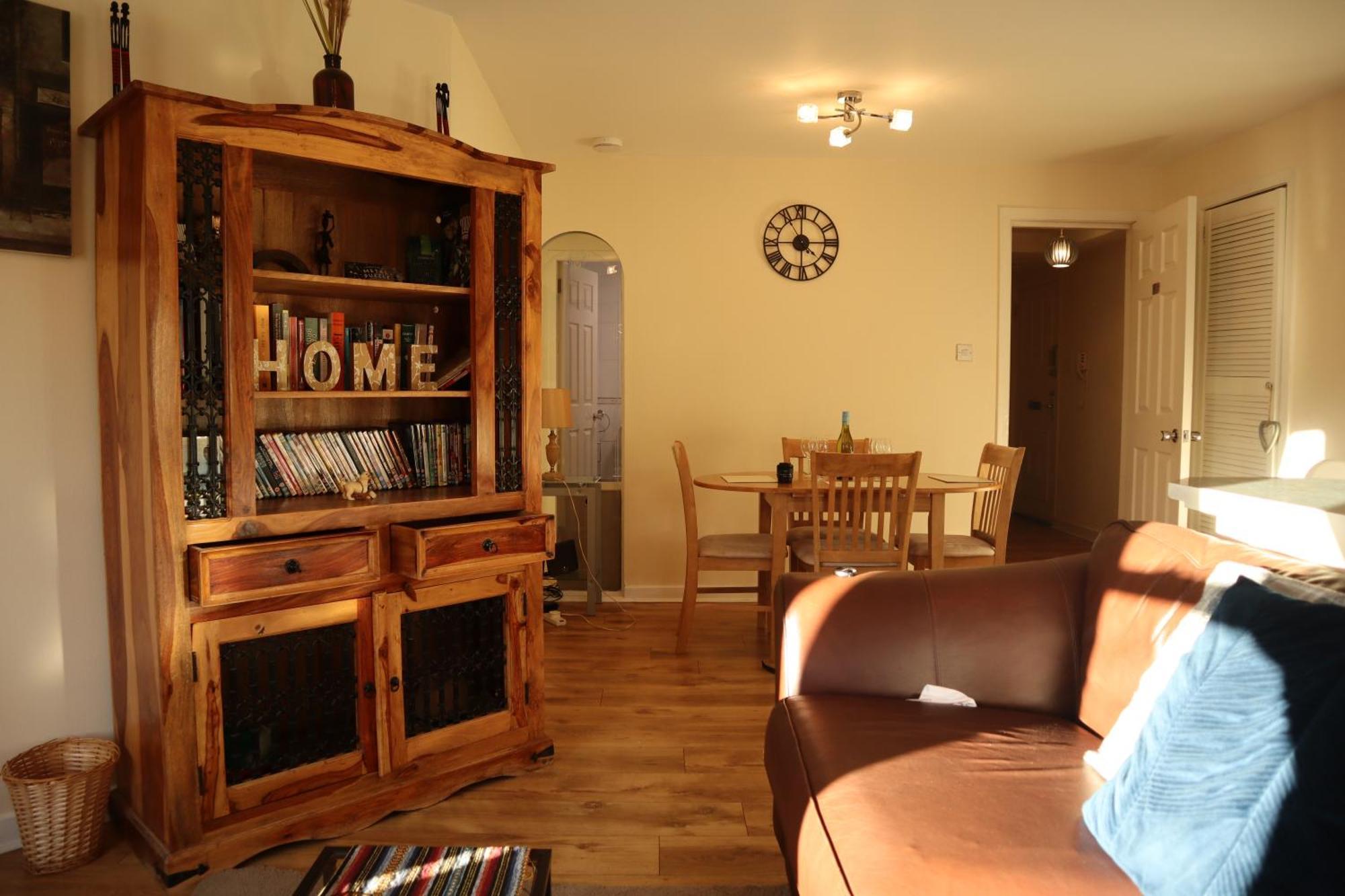 3 Bedrooms Flat In Central Edinburgh Old Town Sleeps 6 Edimburgo Exterior foto