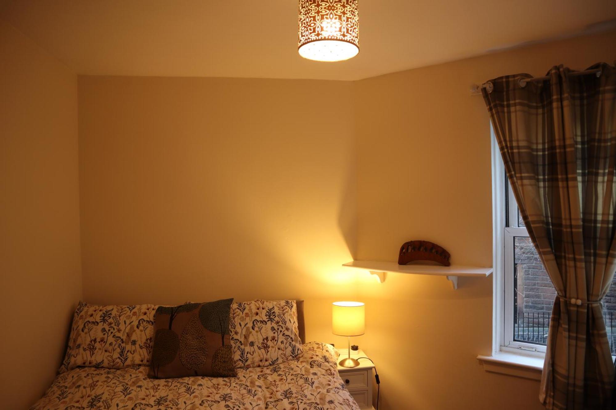 3 Bedrooms Flat In Central Edinburgh Old Town Sleeps 6 Edimburgo Exterior foto